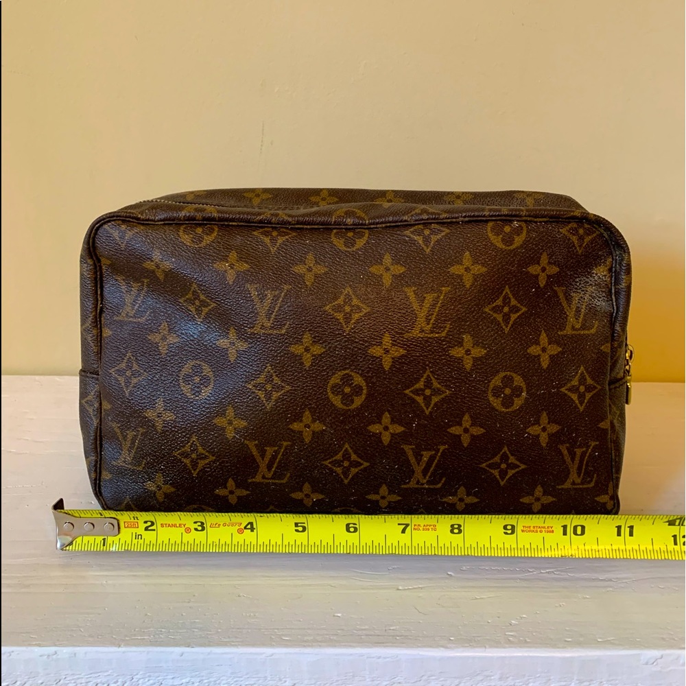 Louis Vuitton Monogram Trousse 28